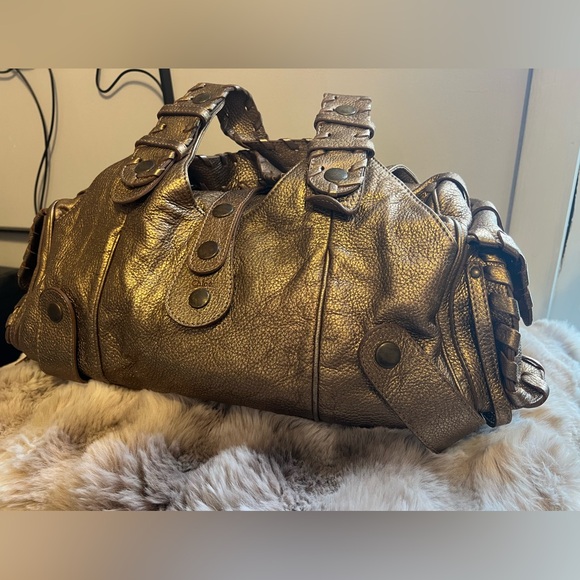 ✨✨CHLOE Metallic Gold Leather Silverado Bag Pewter Shade - Picture 2 of 14